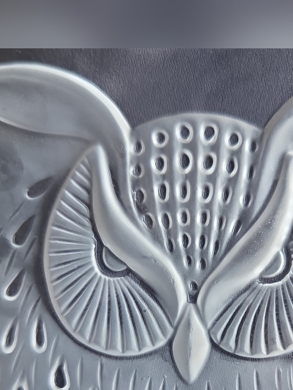 Vintage 1971 Lalique "Hibou" (Owl) Collector Plate by Marie-Claude Lalique